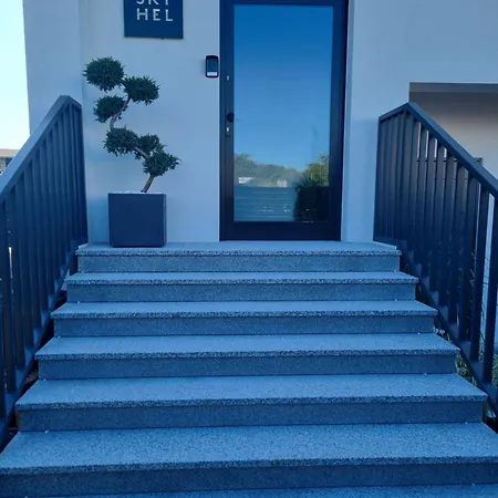 Skyhel 101 Apartment *